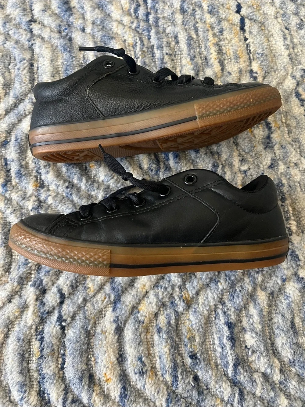 Converse Kids Black Leather Low-Top Sneakers with Gum Sole size 4